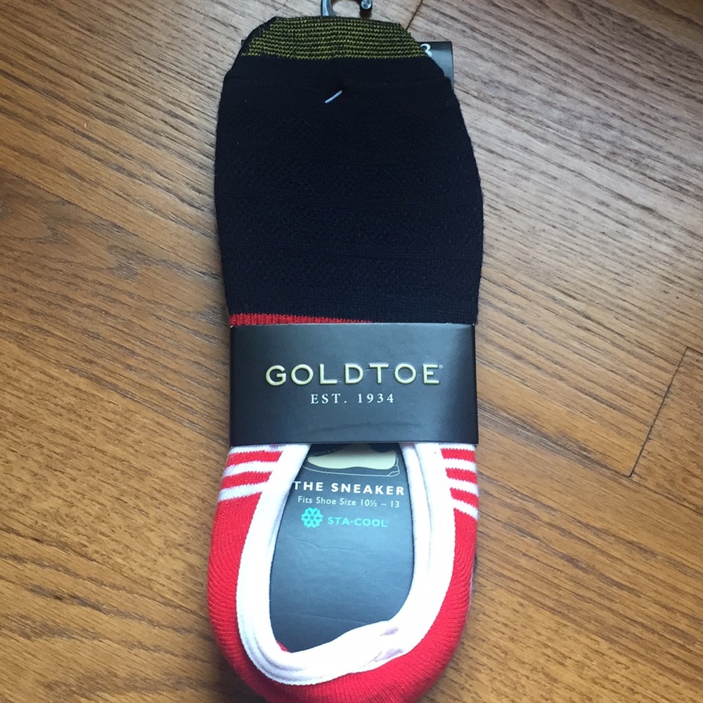 3 pair of MENs invisible Goldtoe sneaker socks
